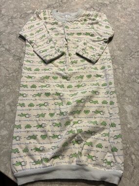 Gerber vintage  Cream Sleep Sack with Green Frog Print